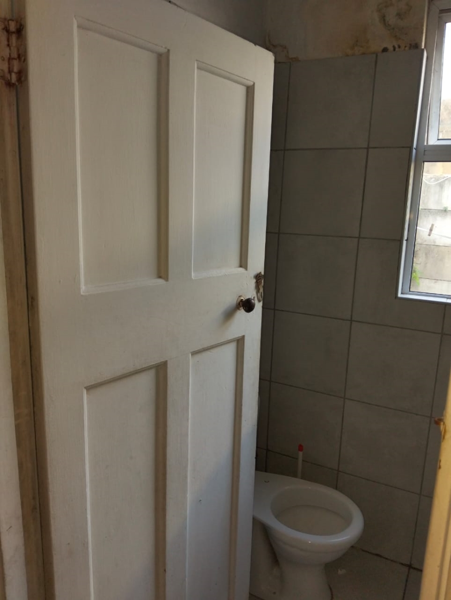 9 Bedroom Property for Sale in Quigney Eastern Cape